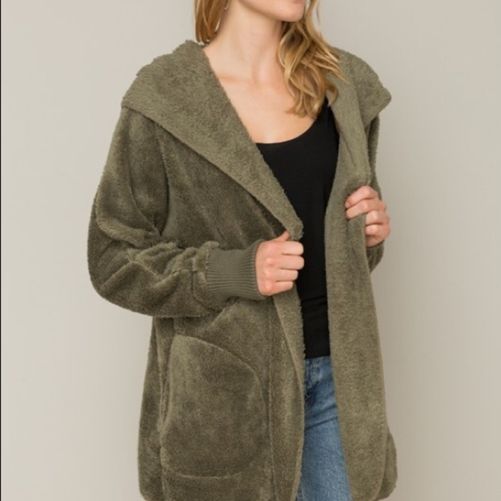 Coziest Cardi Ever - Picture 4 of 4